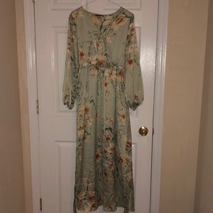 SHEIN Light Green Floral Dress Size Small
